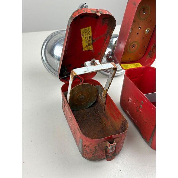 Vtg Teledyne Big Beam 266 Red Metal Flashlights Lantern Combo Railroad Untested - Picture 10 of 13